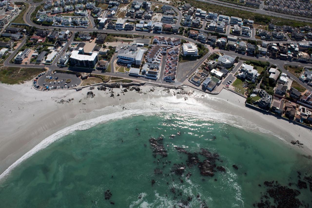 Small Bay Guest House Bloubergstrand Exterior foto